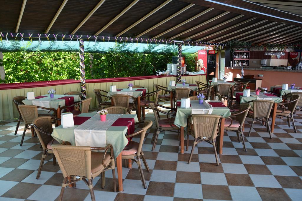 Yavuzhan Hotel Side Bagian luar foto