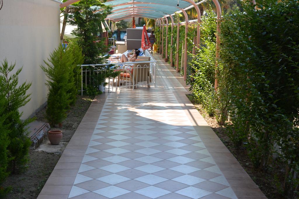 Yavuzhan Hotel Side Bagian luar foto
