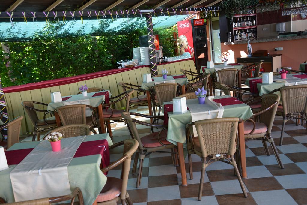Yavuzhan Hotel Side Bagian luar foto