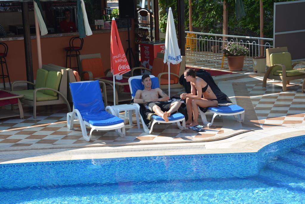 Yavuzhan Hotel Side Bagian luar foto