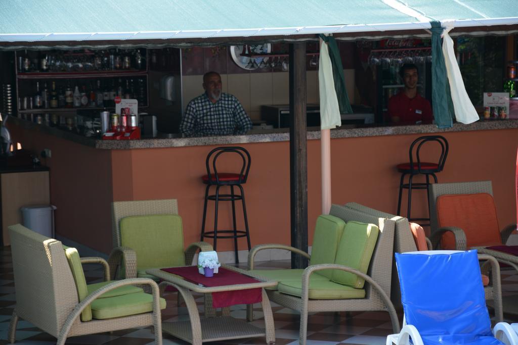 Yavuzhan Hotel Side Bagian luar foto