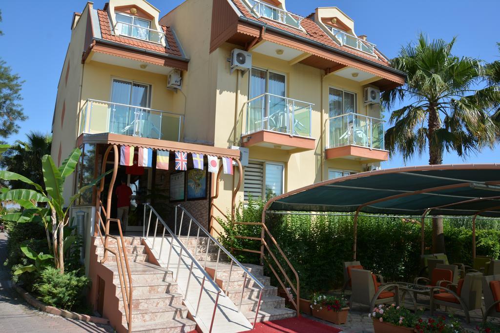 Yavuzhan Hotel Side Bagian luar foto