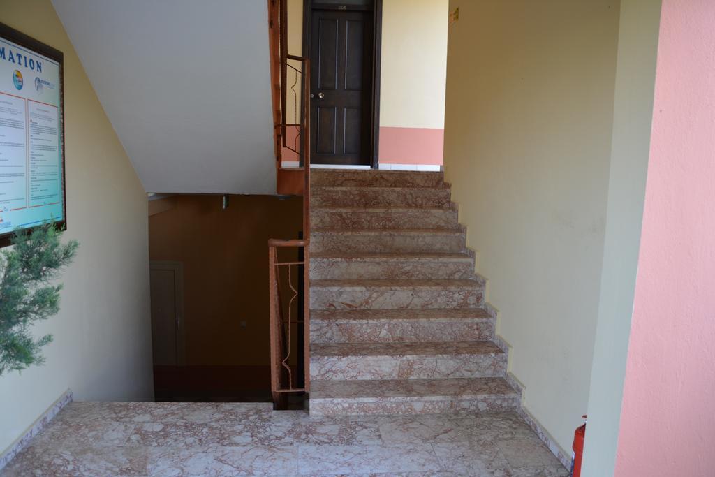 Yavuzhan Hotel Side Bagian luar foto